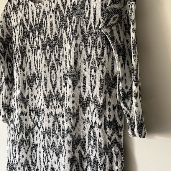 H&M Patterned Knit Top (XS) - Picture 6 of 10
